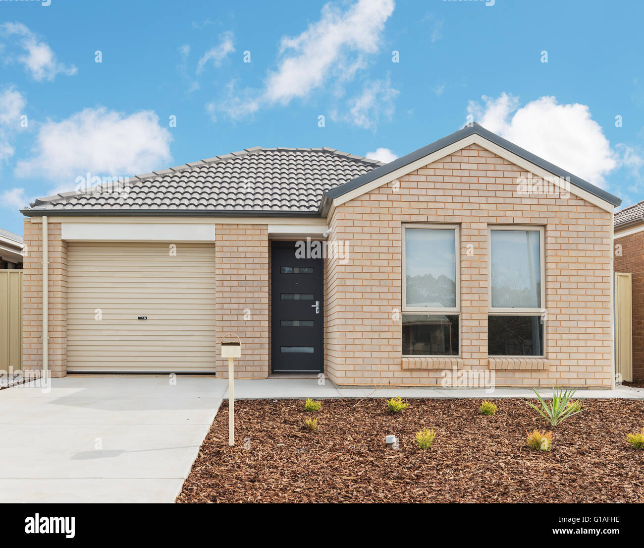 neue s Häuser derzeit im Bau gegen bewölktem Himmel Stockfoto