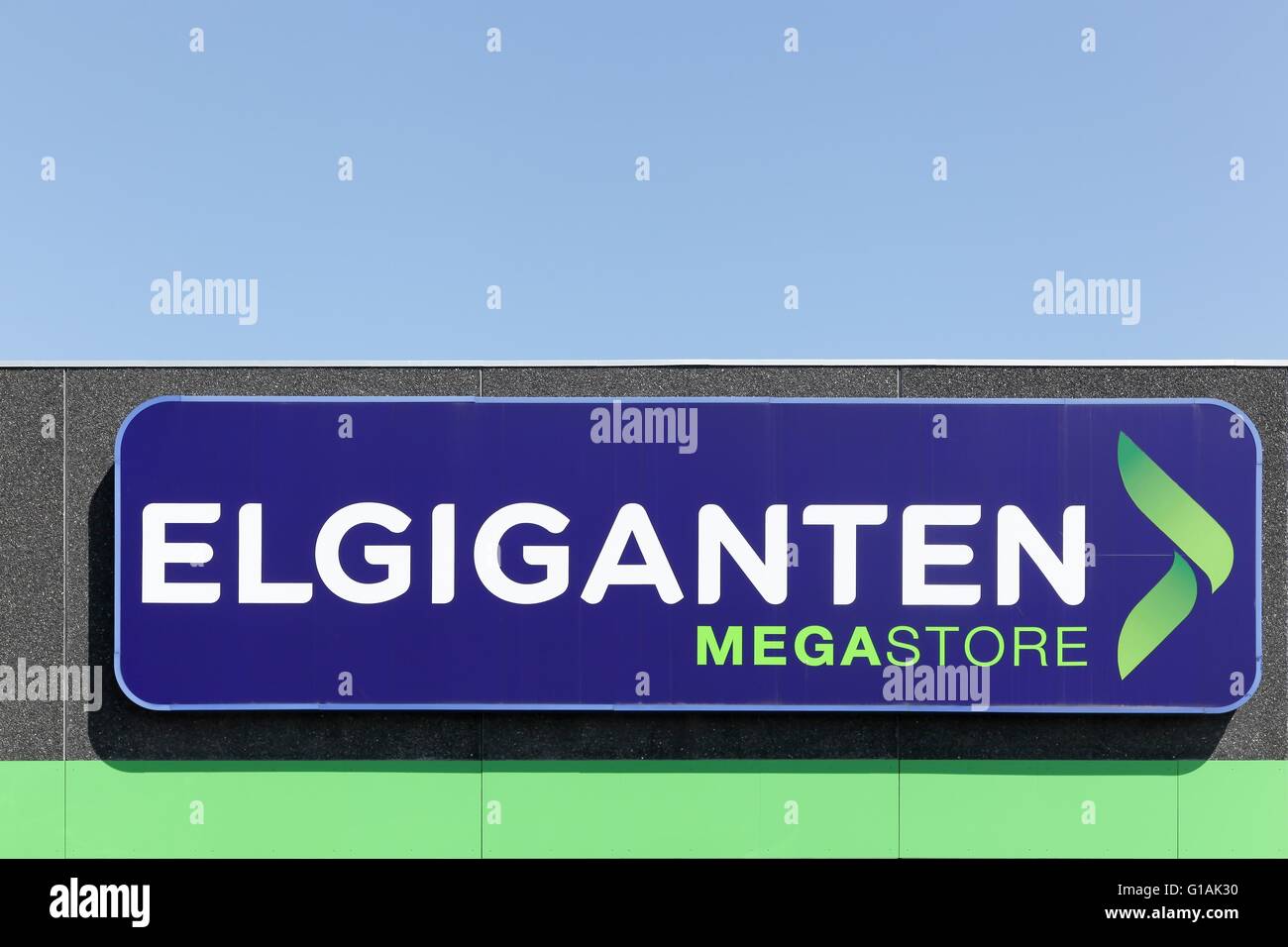 Elgiganten Logo auf Wand Stockfoto