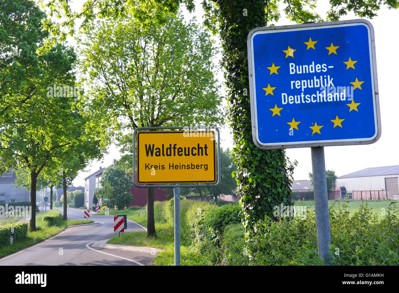 Melden Sie sich an der Grenze von Deutschland und den Niederlanden in der Nähe des Dorfes Waldfeucht Stockfoto