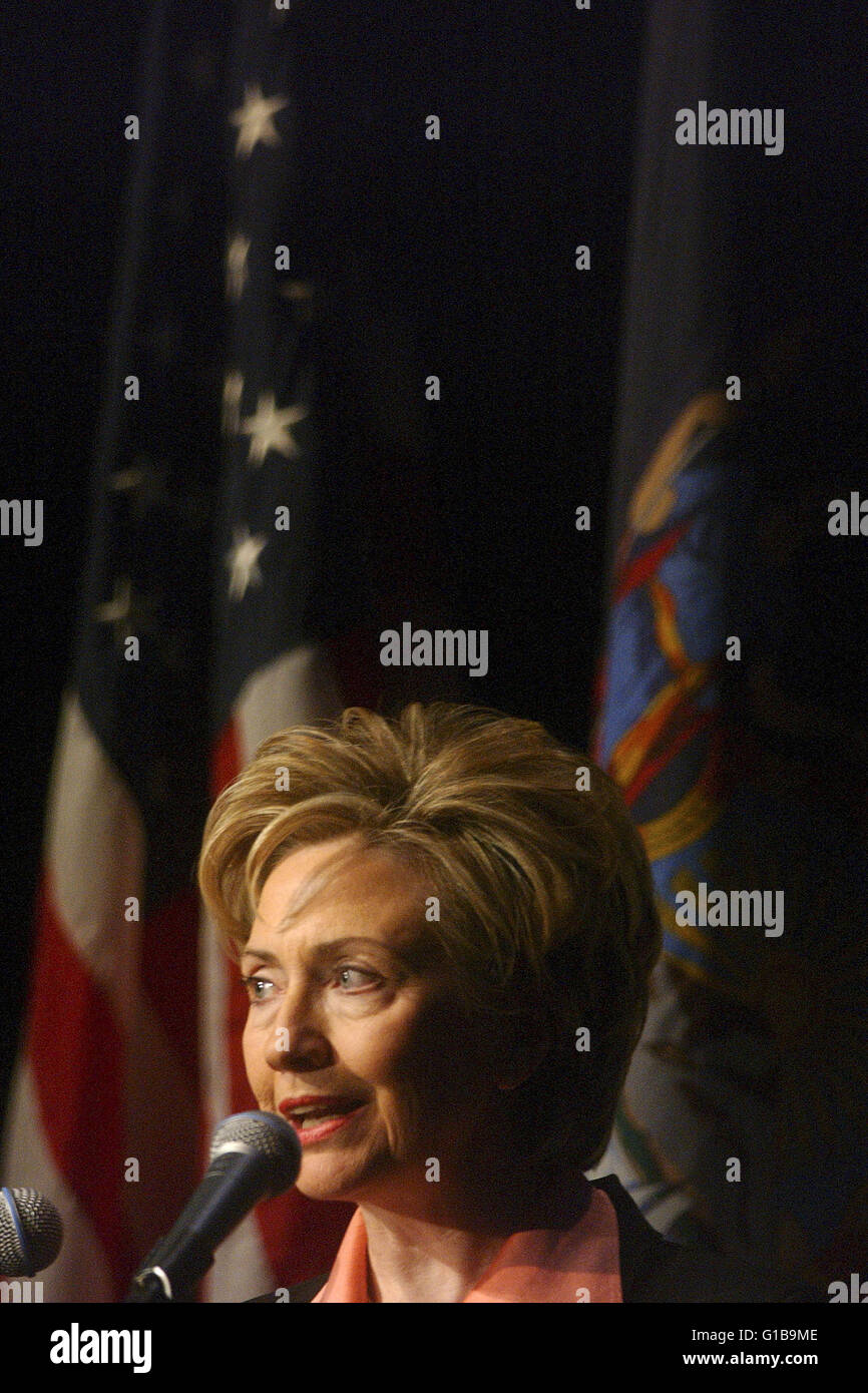 Hillary Clinton in New York, 13.06.2001 | Verwendung Weltweit/Picture alliance Stockfoto