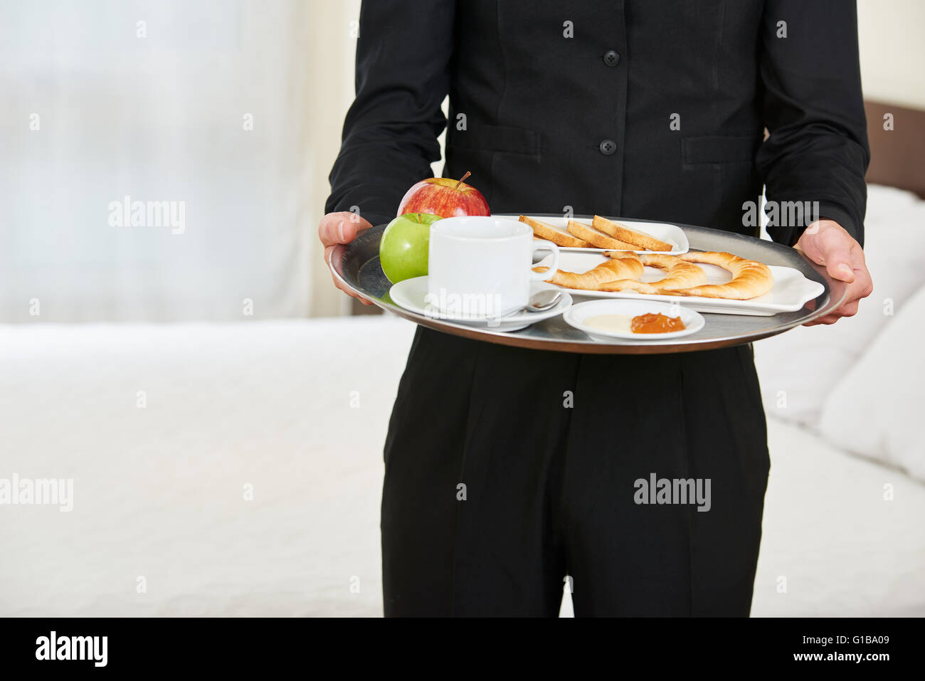 Seite das gesunde Frühstück zu Hotelzimmer als Zimmerservice Stockfoto