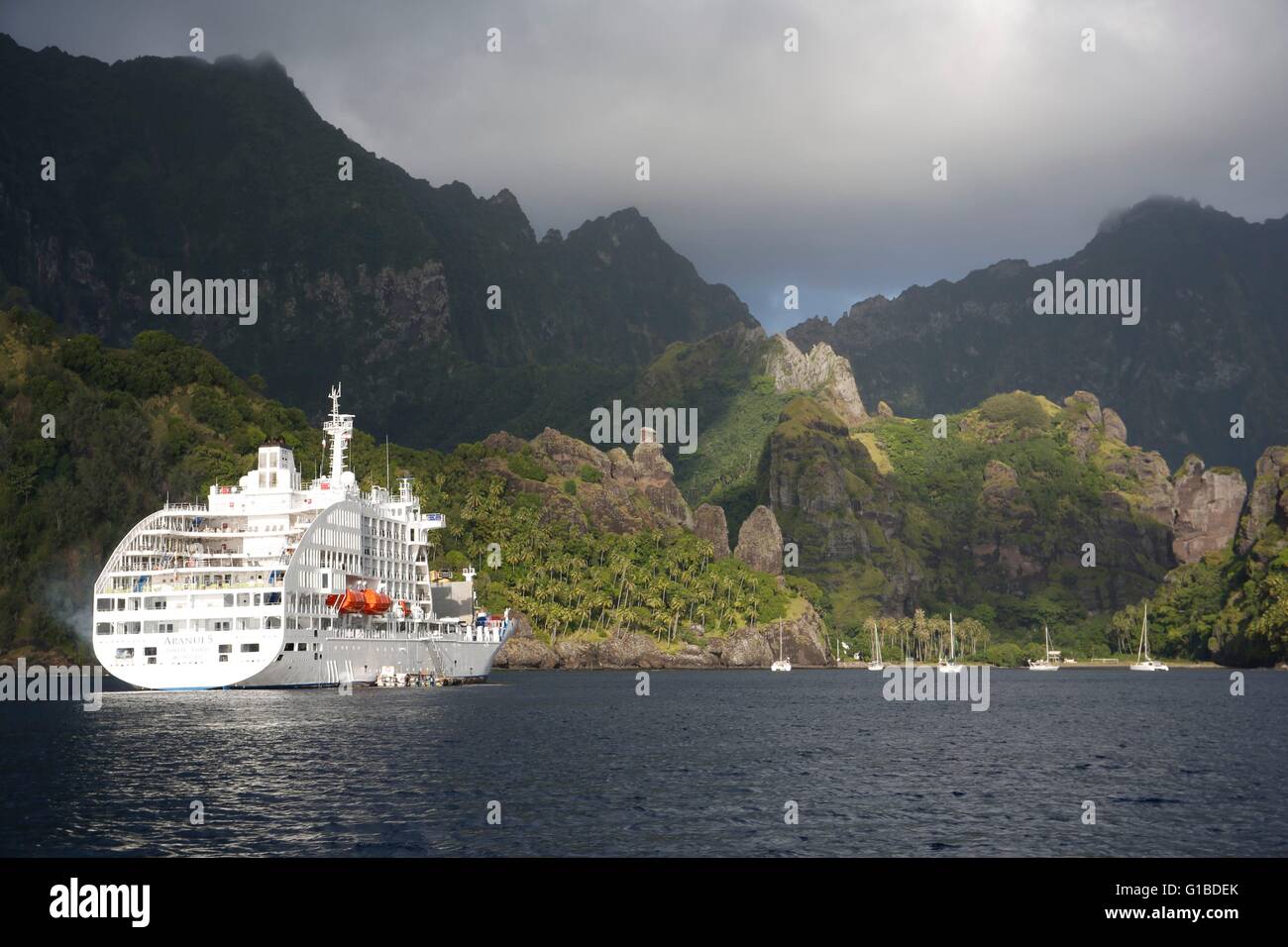 Frankreich, Französisch-Polynesien, Marquesas-Inseln Archipel, Aranui 5 Frachter und Passagier Schiff Kreuzfahrt Stockfoto
