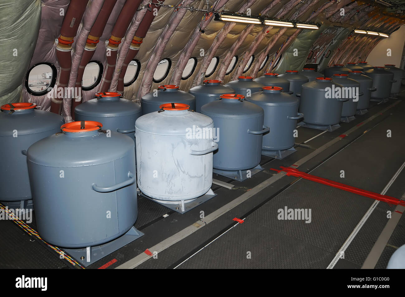 Innenseite Airbus A380861 innen Test Flugzeug FWWDD Ballast Tanks