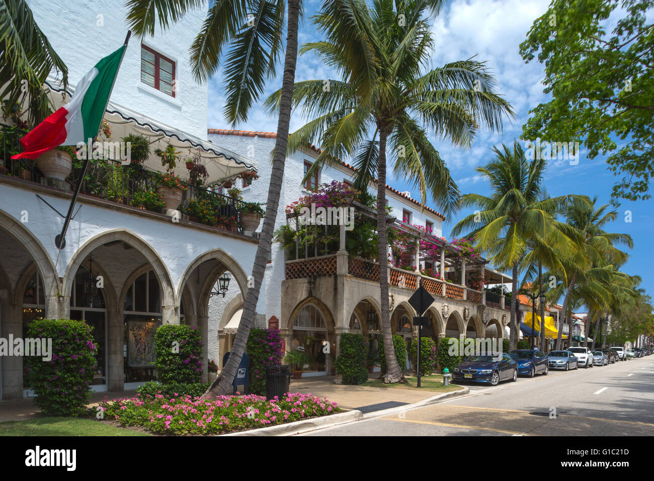 MEDITERRANEN STIL EINKAUFEN ARCADE WORTH AVENUE PALM BEACH FLORIDA USA Stockfoto