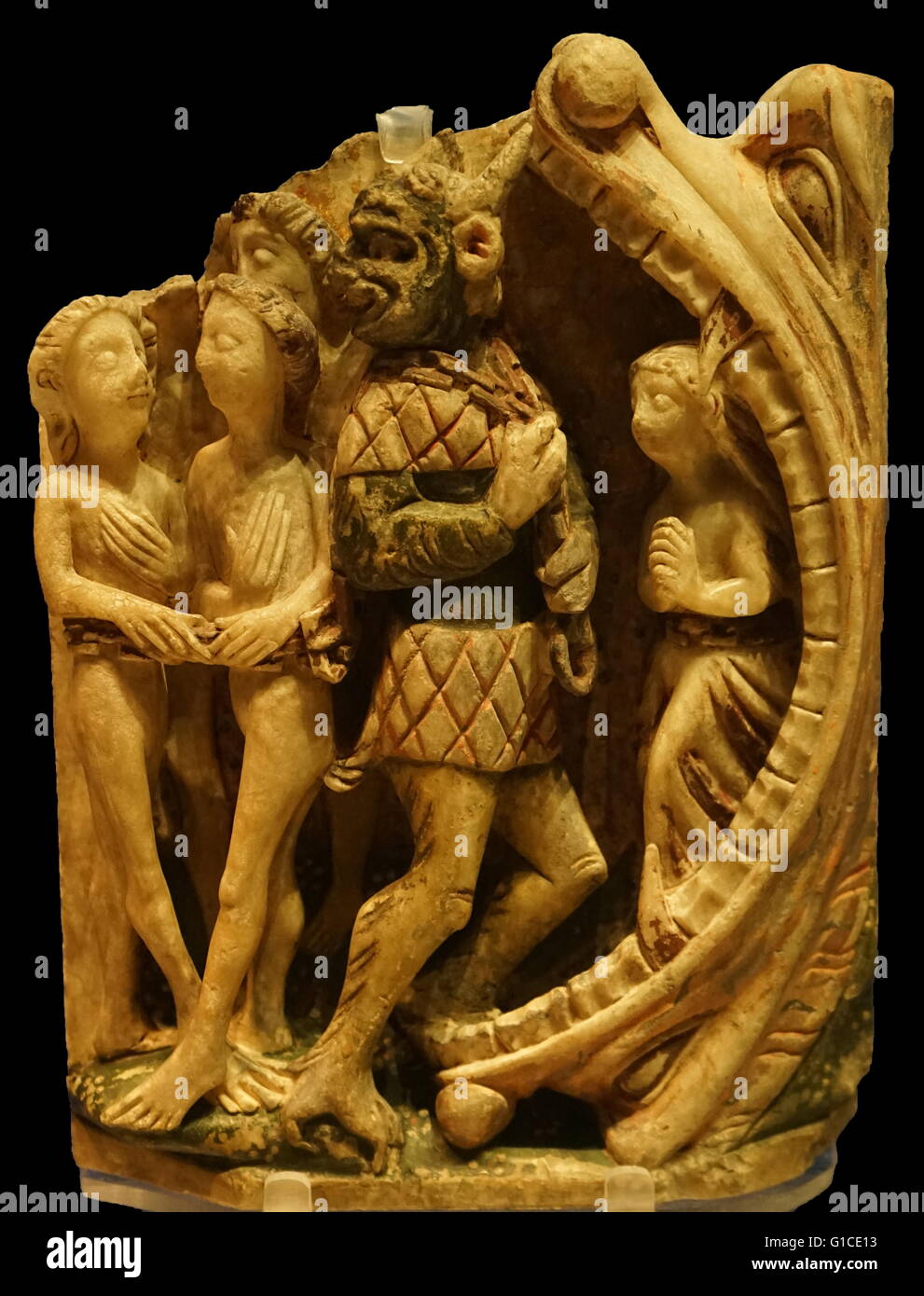 Alabaster-Panel Szenen aus dem jüngsten Gericht. Dieses Panel zeigt Satan zieht die Seelen der Verdammten in die Kiefer der Hölle. Vom 15. Jahrhundert Stockfoto