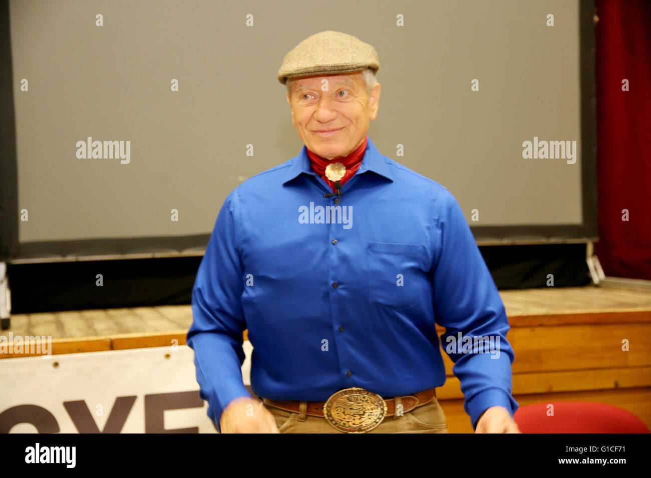 10 AM MAI. Schuss in den Kopf des berühmten amerikanischen Pferd Spezialisten Monty Roberts aka "der Pferdeflüsterer". 81 Jahre alt Pferdeflüsterer Stockfoto