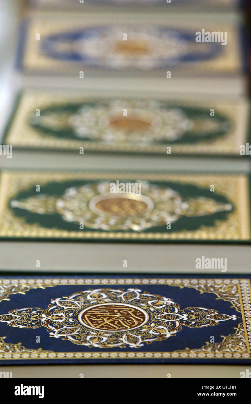 Detail der Kopien des Koran in Scheich-Zayid-Moschee, Abu Dhabi. Vereinigte Arabische Emirate. Stockfoto