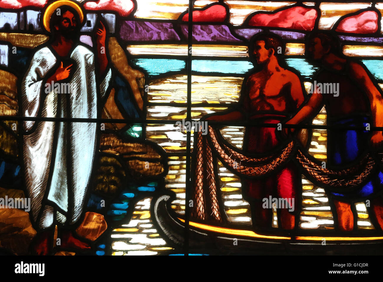 Carouge protestantischen Tempel.  Glasmalerei-Fenster. Folgen Sie mir und ich werde Sie zu Menschenfischern machen. Genf. Schweiz. Stockfoto