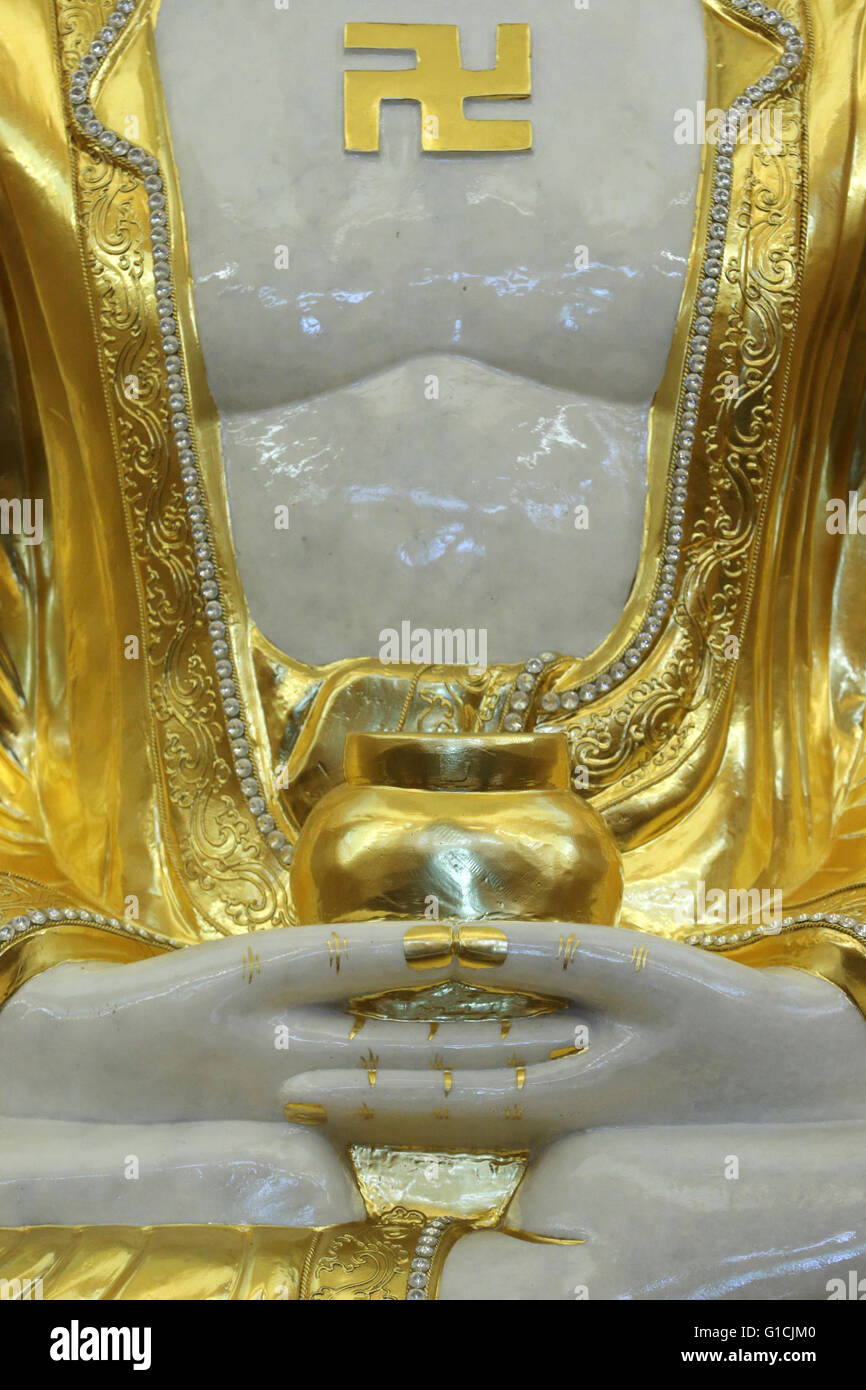 Fo Guang Shan Tempel.  Buddha-Statue.  Genf. Schweiz. Stockfoto