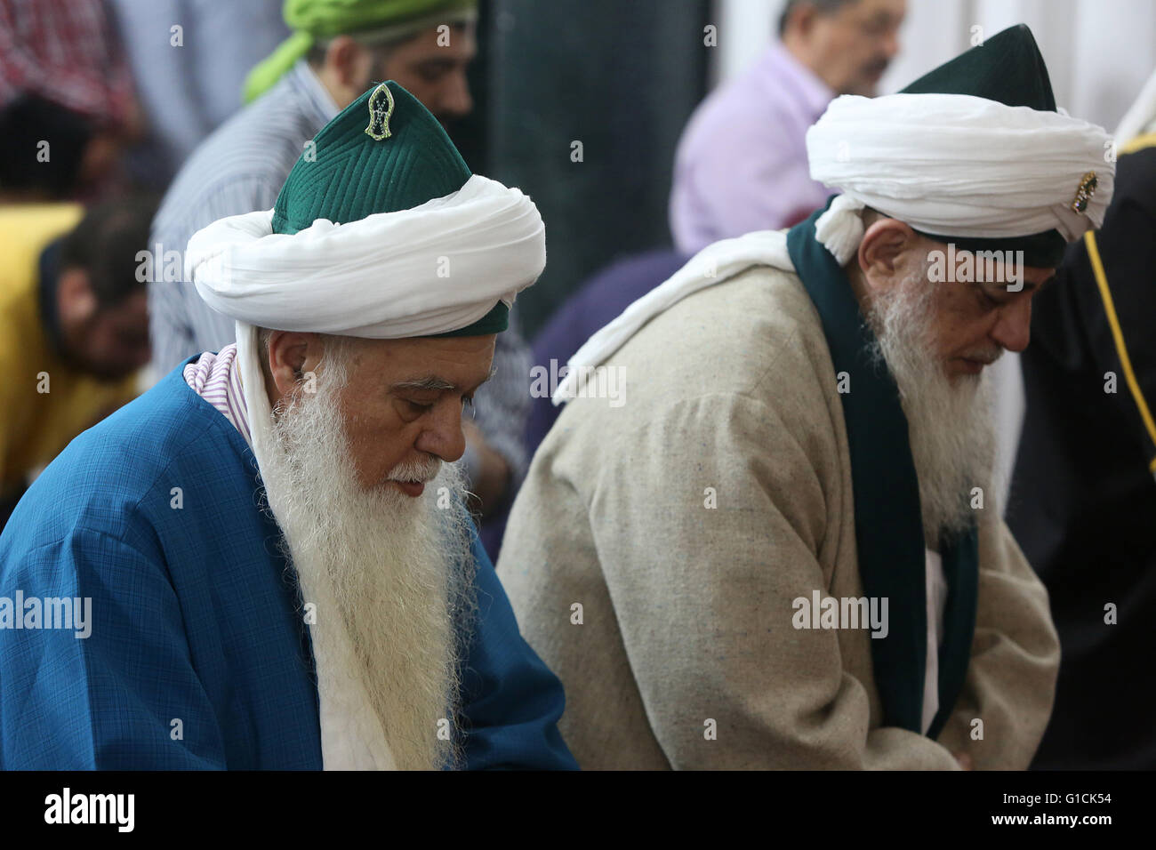 Urs von Mawlana Scheich Muhammad Nazim Adil al-Haqqani in Selimye Moschee in Nikosia, Zypern. Gebet. Stockfoto