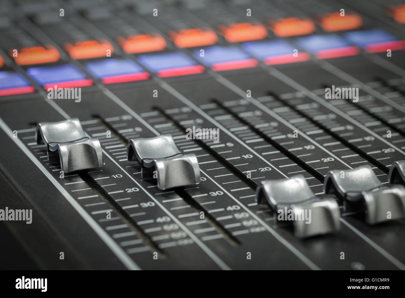 Eine professionelle audio-Mixer in einer TV-Produktion Stockfoto