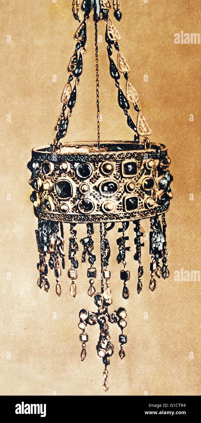 Der Schatz der Goldschmiedearbeit; einen archäologischen Fund von sechsundzwanzig Votiv Kronen und Kreuze, die Könige der Westgoten angehören. 7. Jahrhundert n. Chr.; Hispania. Entdeckt am Guadamur; Provinz Toledo; Kastilien-La Mancha; Spanien; Stockfoto