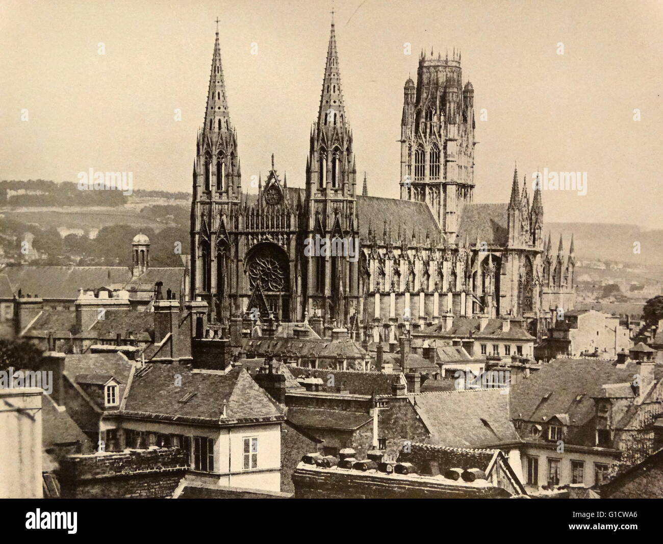 Fotodruck von der Kirche St. Ouen, eine große gotische römisch-katholische Kirche in Rouen, Frankreich. Vom 19. Jahrhundert Stockfoto