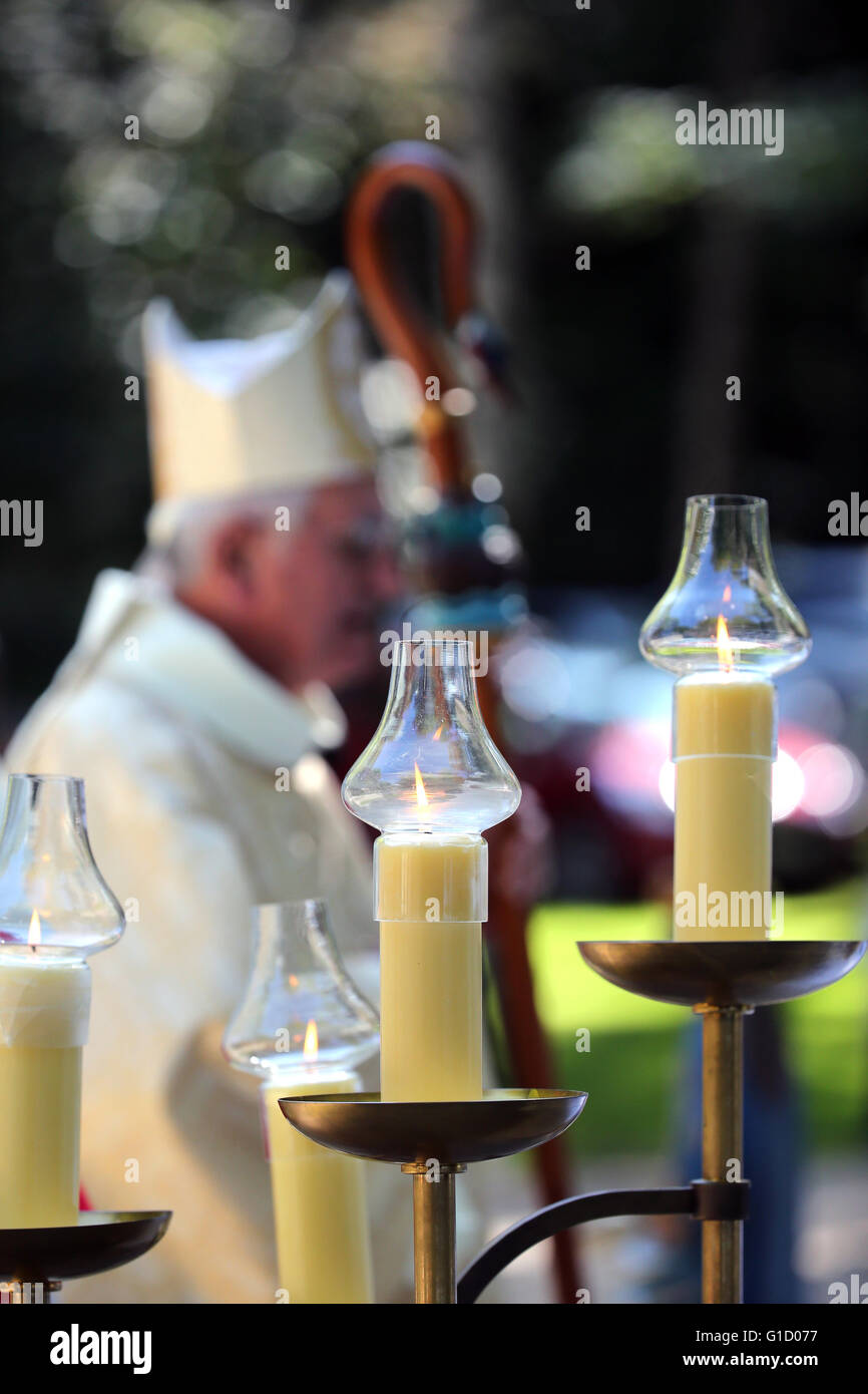 Heiligtum der Benite La Fontaine. Mgr Yves Boivineau.  La Roche-Sur-Foron. Frankreich. Stockfoto