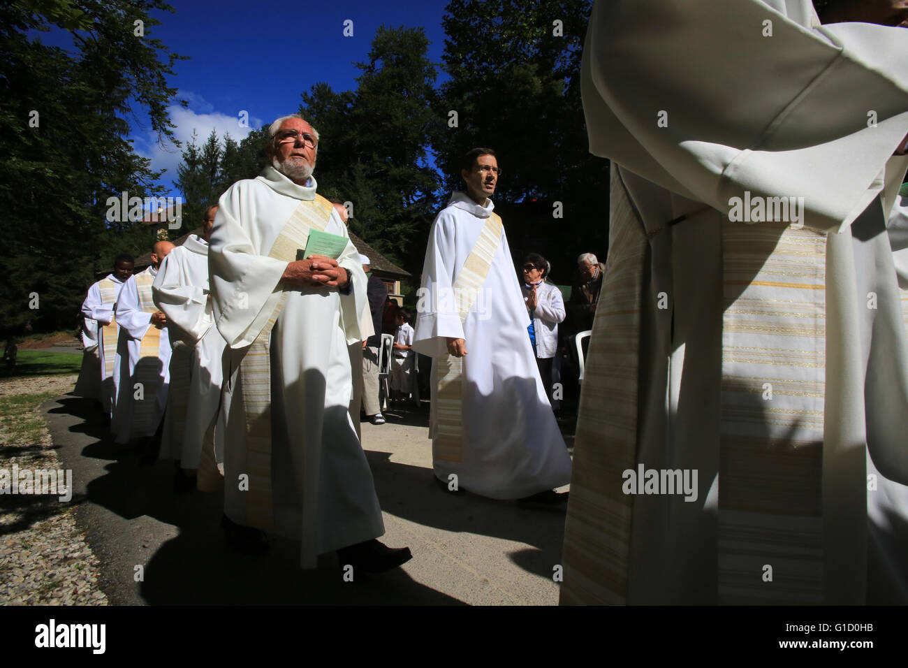 Prozession. Diözesanen Pilgerreise. Heiligtum der Benite La Fontaine. La Roche-Sur-Foron. Frankreich. Stockfoto