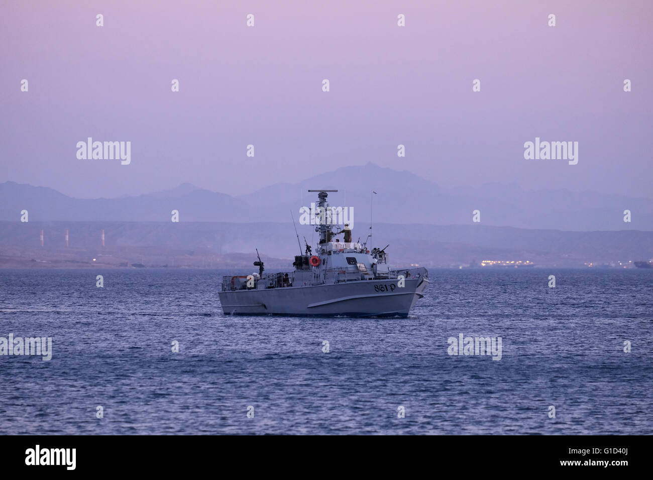 Ein israelischer Shaldag Klasse schnell Patrouillenboot der israelischen Marine patrouilliert an der Nordspitze des Roten Meer am Golf von Aqaba. Stockfoto