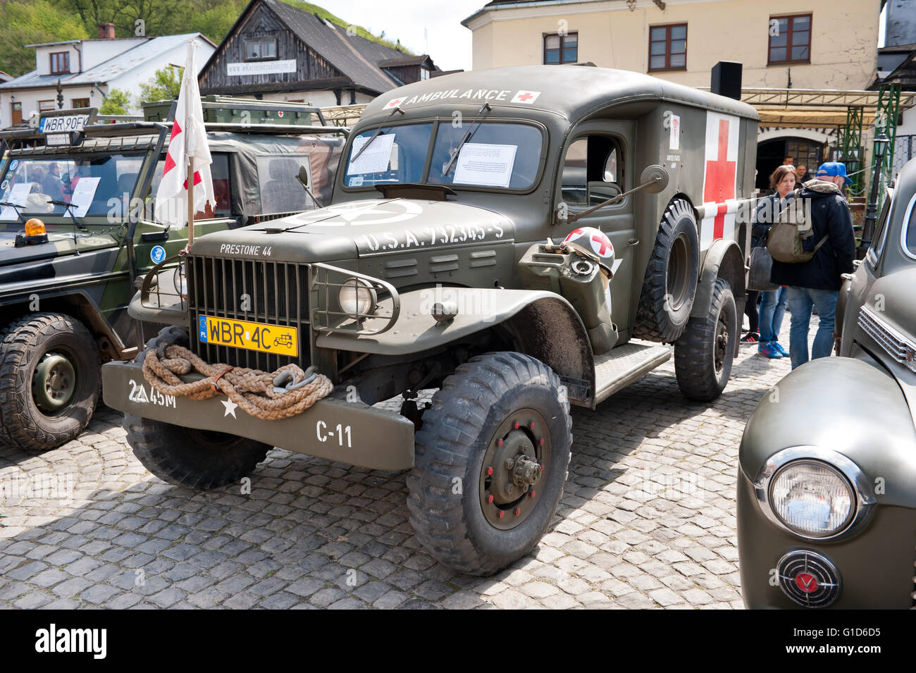 Prestone 44 Armeefahrzeug am Rallye VI Militärfahrzeuge des zweiten ...