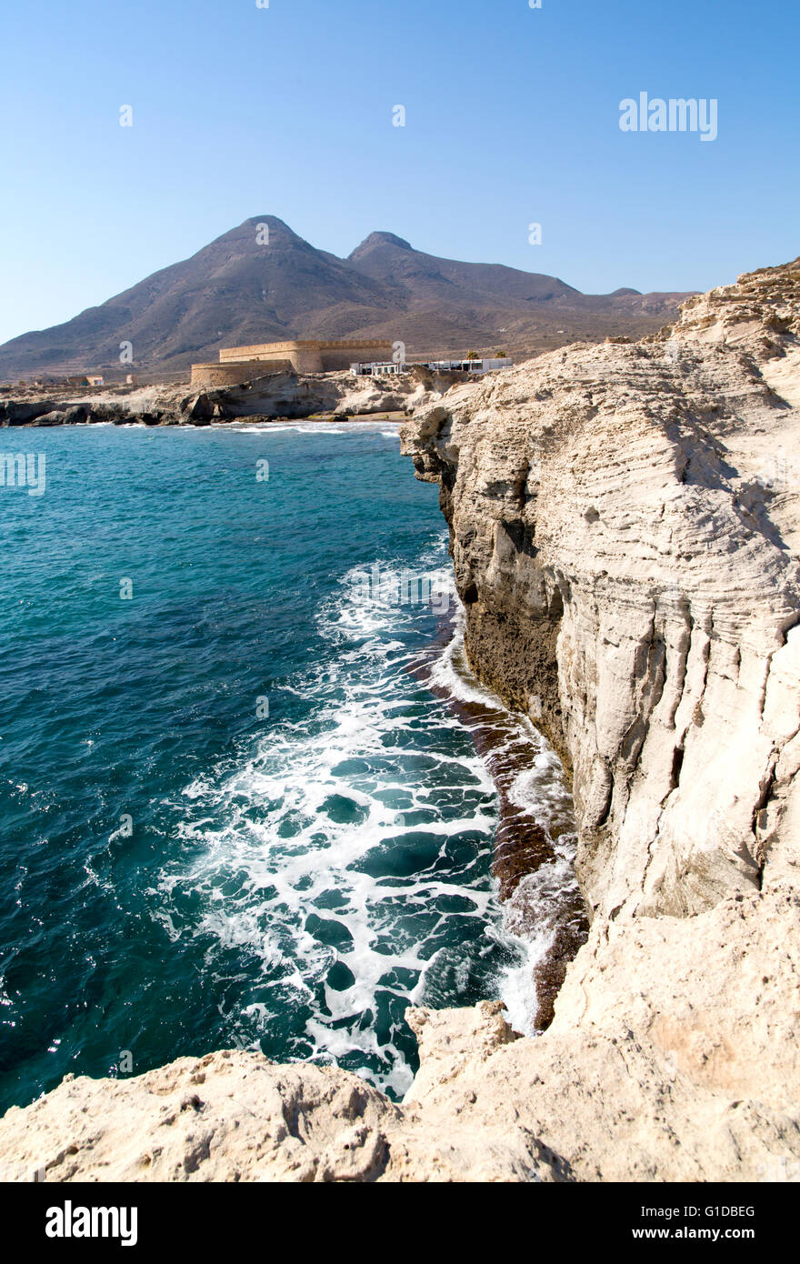 Vulkane und versteinerte Sanddüne rock Struktur, Los Escullos, Cabo de Gata Naturpark, Almeria, Spanien Stockfoto