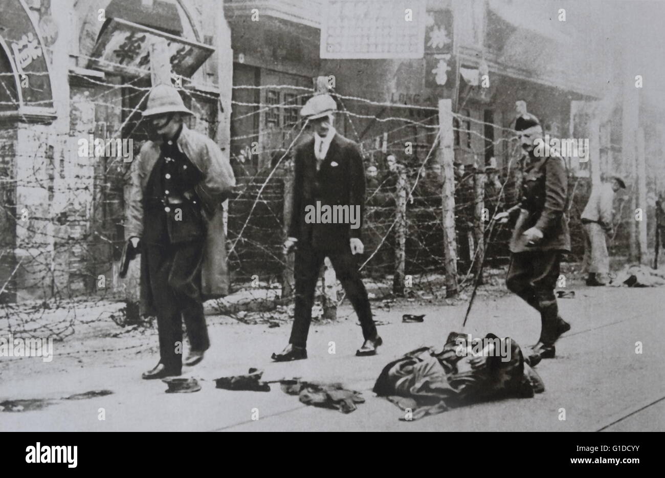Englischen Kolonialbeamten in Kanton, China nach Unruhen in der britischen Kolonie 1925 Stockfoto Englischen Kolonialbeamten in Kanton, China nach Unruhen in der britischen Kolonie 1925 Stockfoto