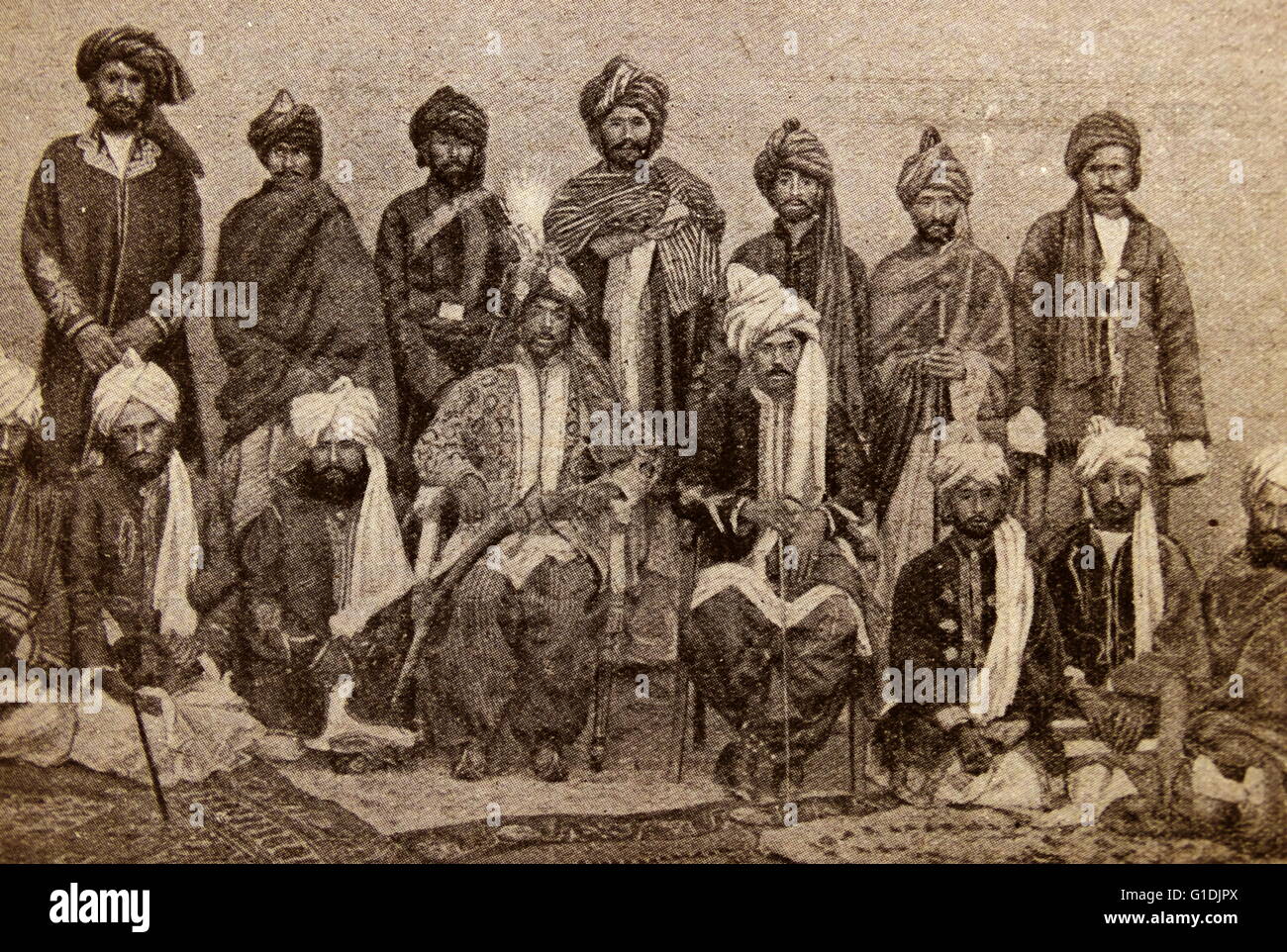 Mir Mahmud Khan II., Herrscher des fürstlichen Staates Kalat in, was jetzt der Baluchistan Provinz Pakistans und seines Gefolges. Vom 19. Jahrhundert Stockfoto