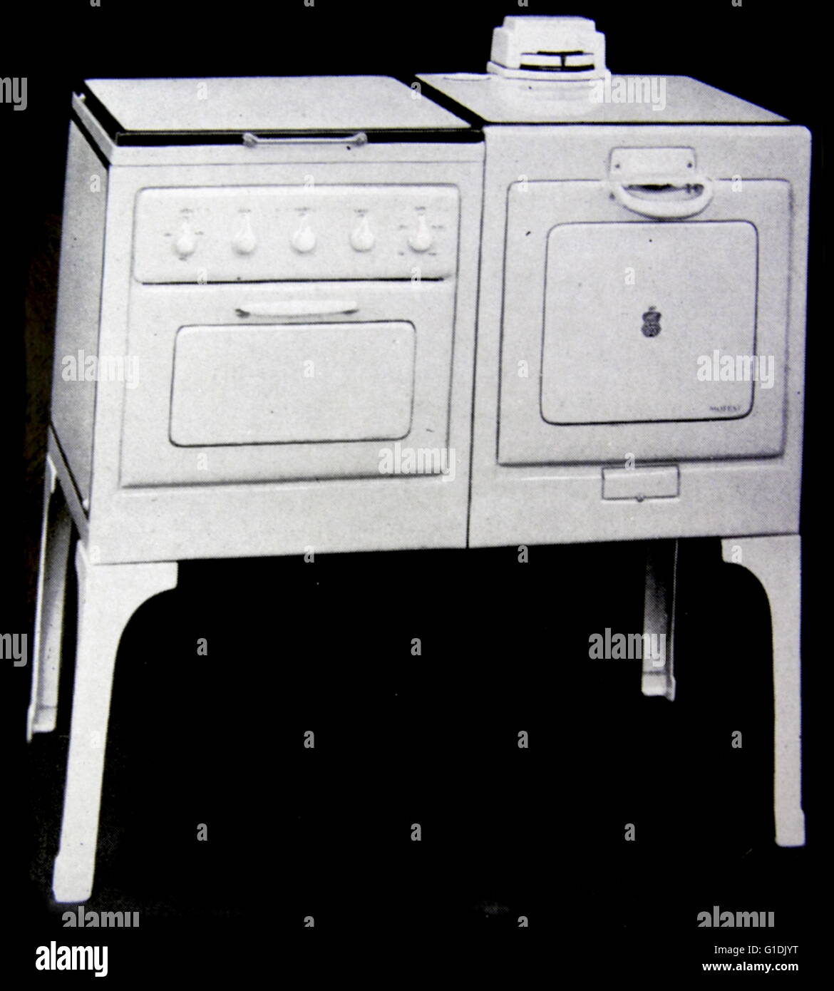 Moffat doppelter elektrischer Reiskocher 1948 Brite/Britin Stockfoto