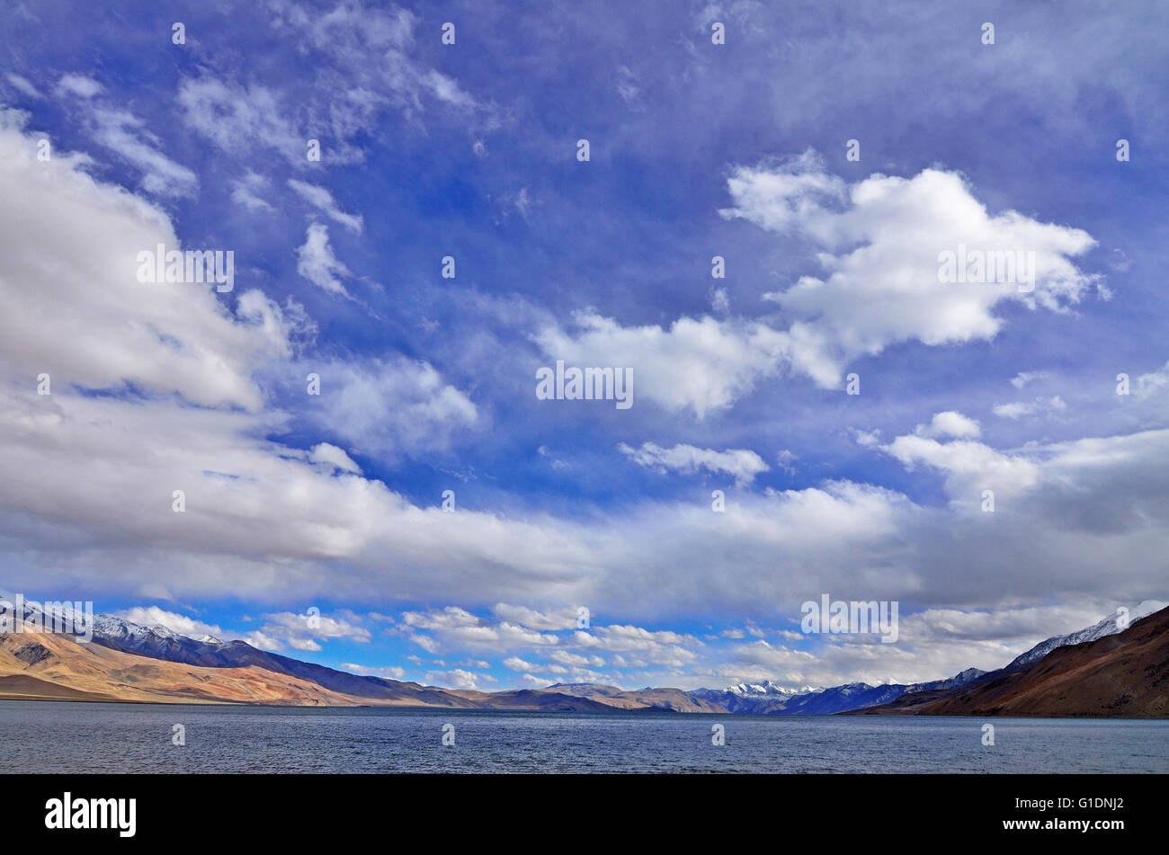 Tso Moriri See in Ladakh, Jammu und Kaschmir, Indien 4595 Meter über dem Meeresspiegel. Stockfoto