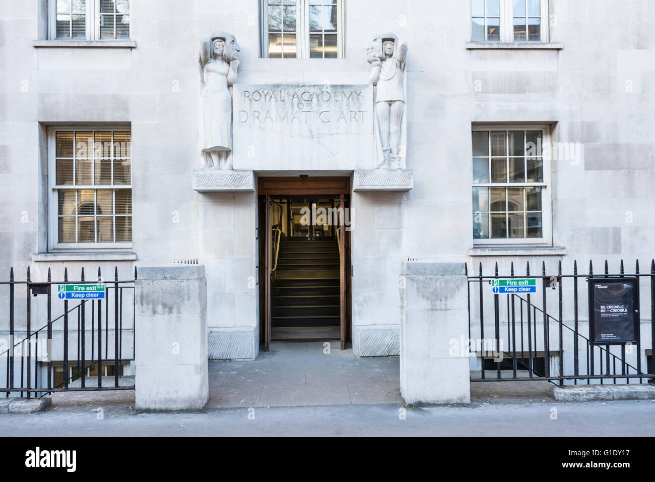 Royal Academy of Dramatic Art (RADA) an der Gower Street, Bloomsbury London England UK Stockfoto