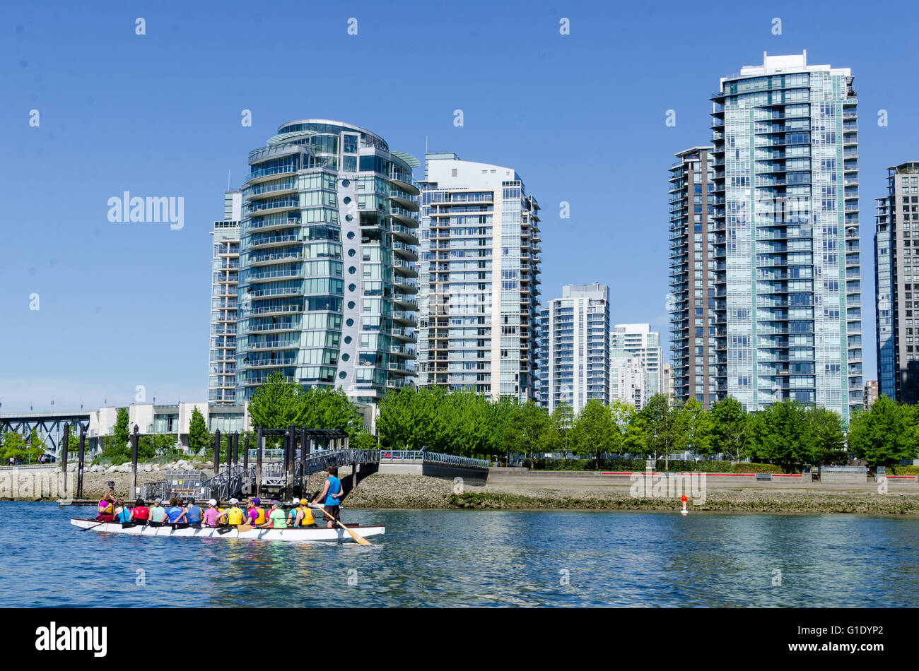 Ein Porträt der Stadt und die Stadtlandschaft von Vancouver, British Columbia, Kanada – False Creek Stockfoto