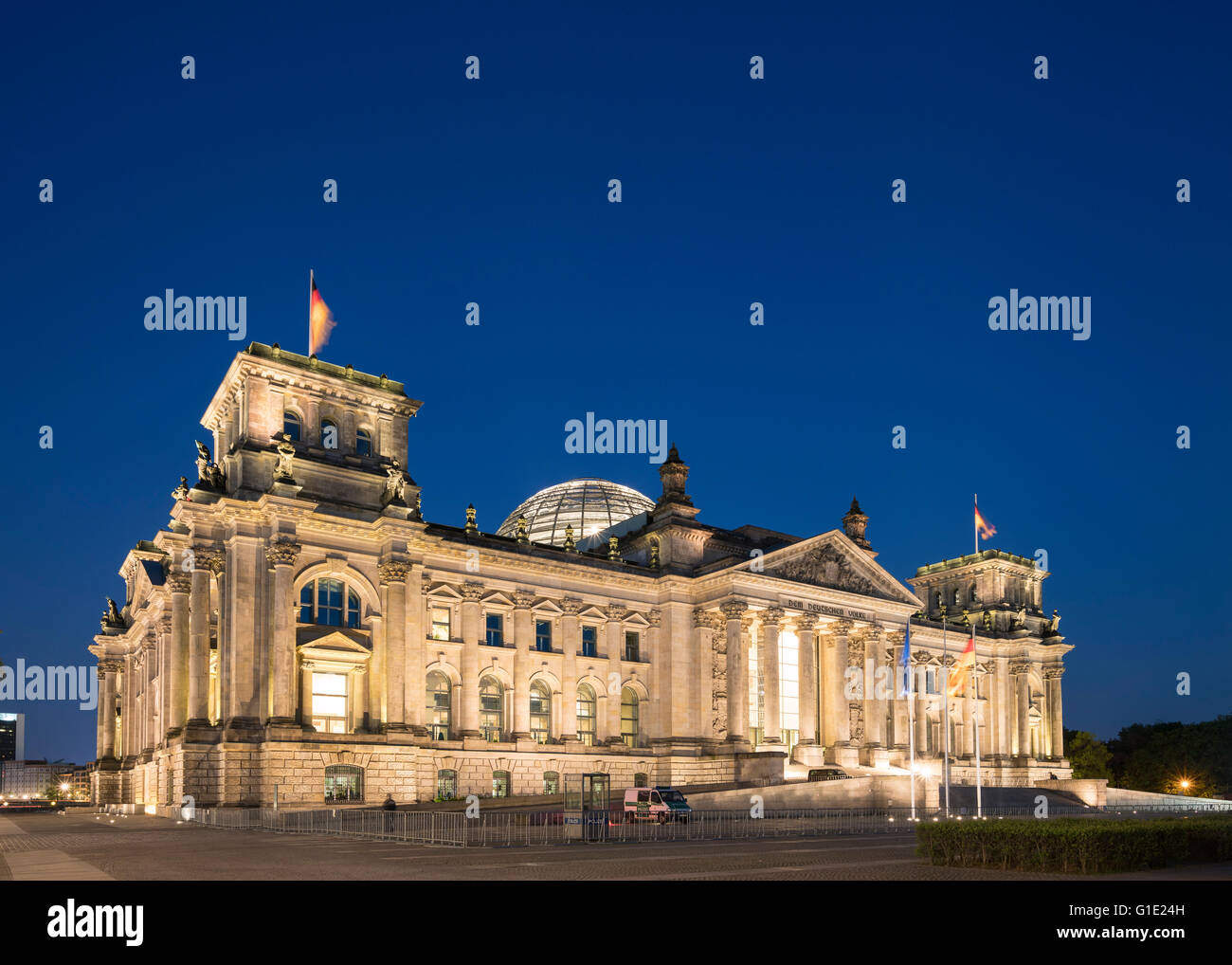 Abends Blick auf den Reichstag Gebäude in Berlin-Deutschland Stockfoto