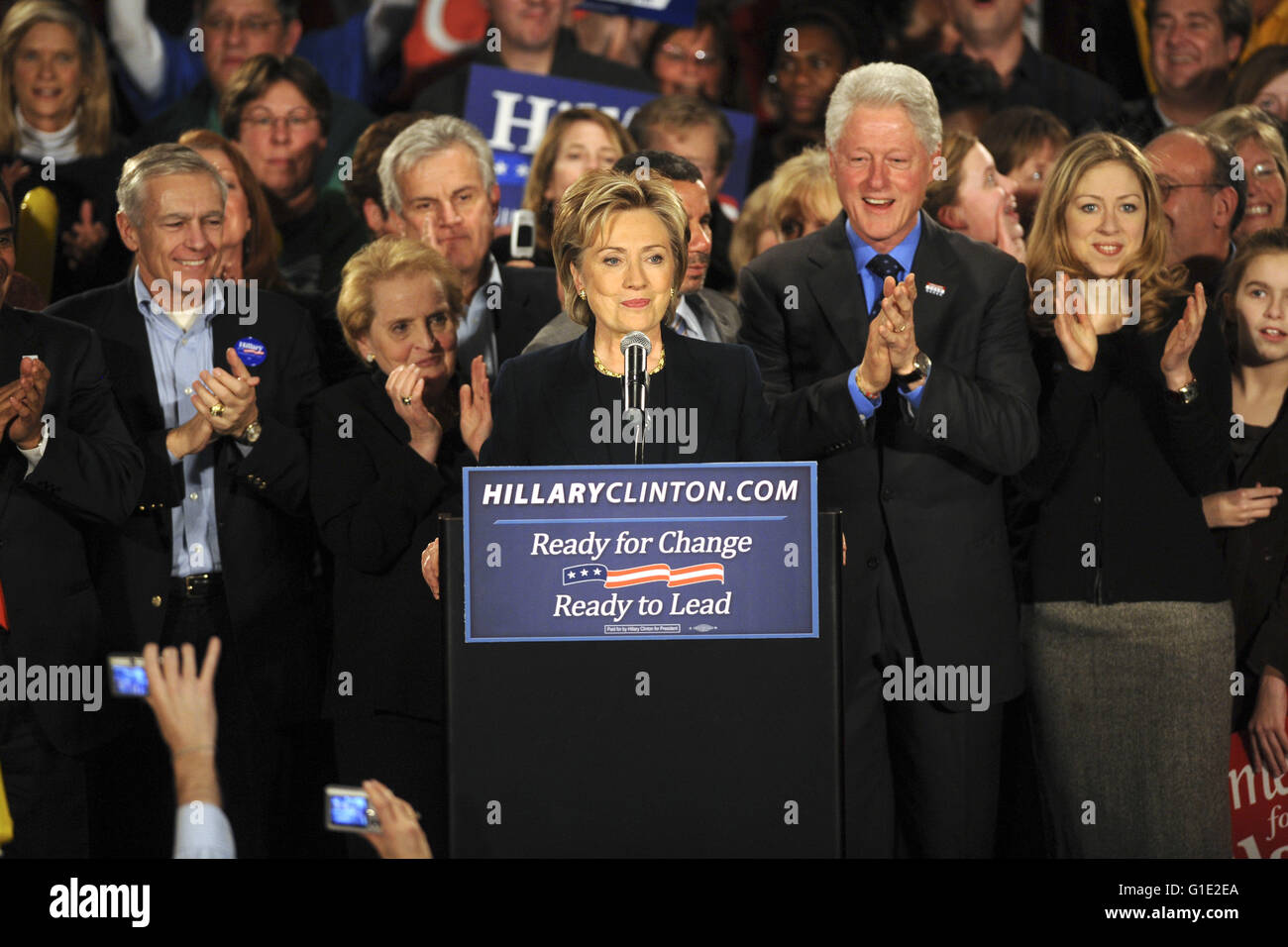 Hillary Clinton Und Bill Clinton in New York, 03.01.2008 | Verwendung Weltweit/Picture alliance Stockfoto