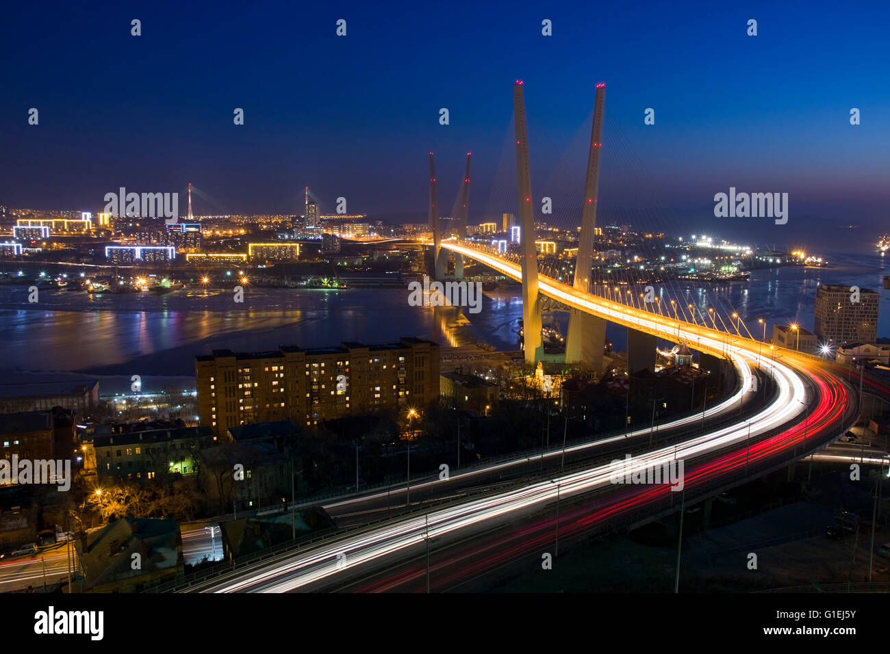 Brücke über die Bucht Zolotoy Rog, Wladiwostok, Russland Stockfoto