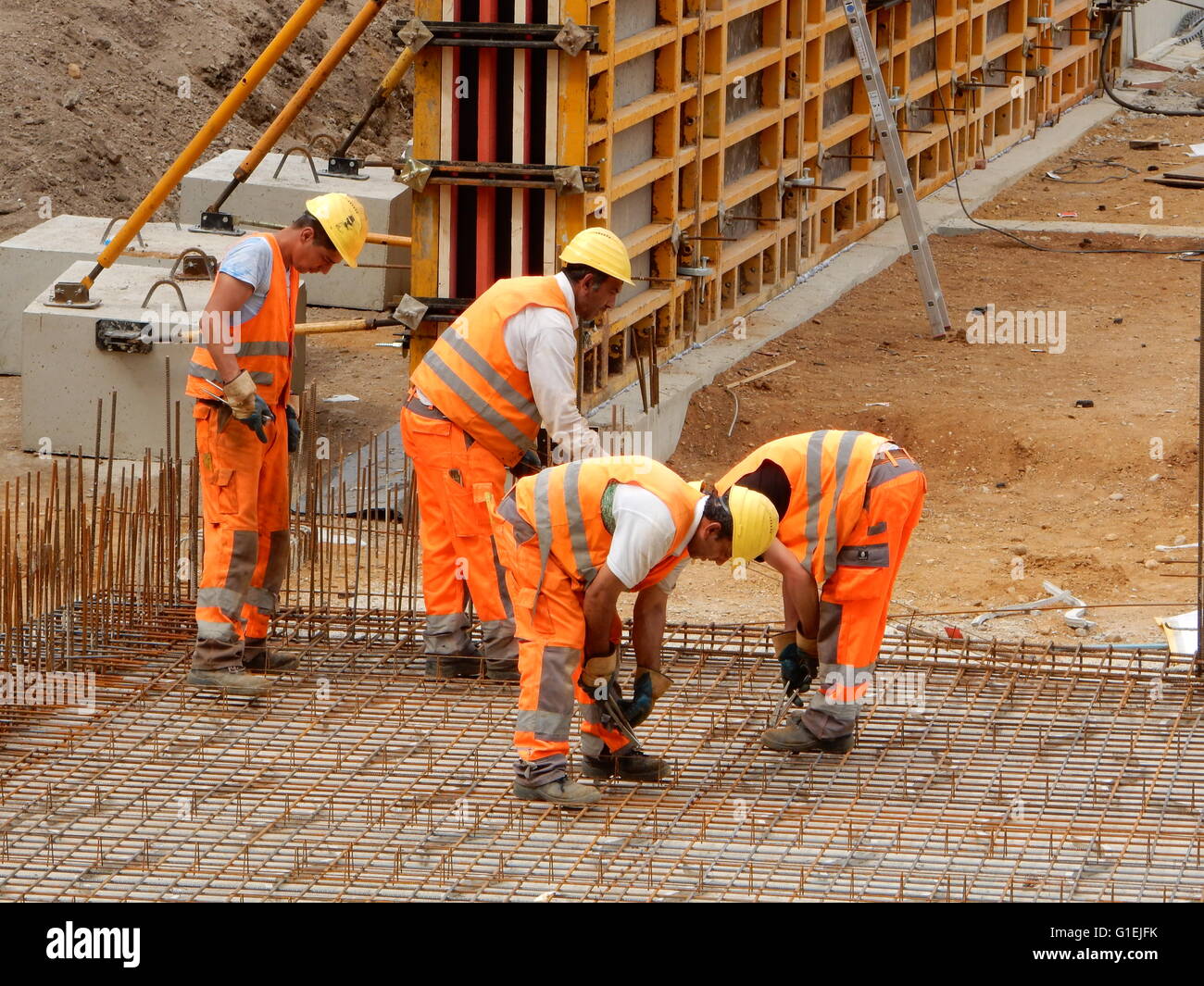 Arbeiter auf einer Baustelle in Bonn, Deutschland Stockfoto