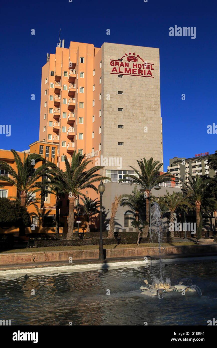 Gran Hotel Almeria in der Innenstadt von Almeria, Spanien vom Parque de Nicolás Salmerón Stockfoto