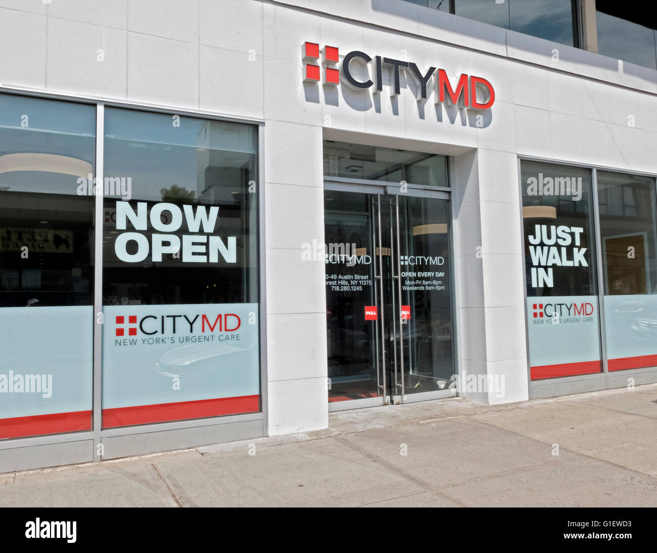 CITY MD, einer begehbaren Klinik in Austin Straße im Forst Hills, Queens, New York City Stockfoto