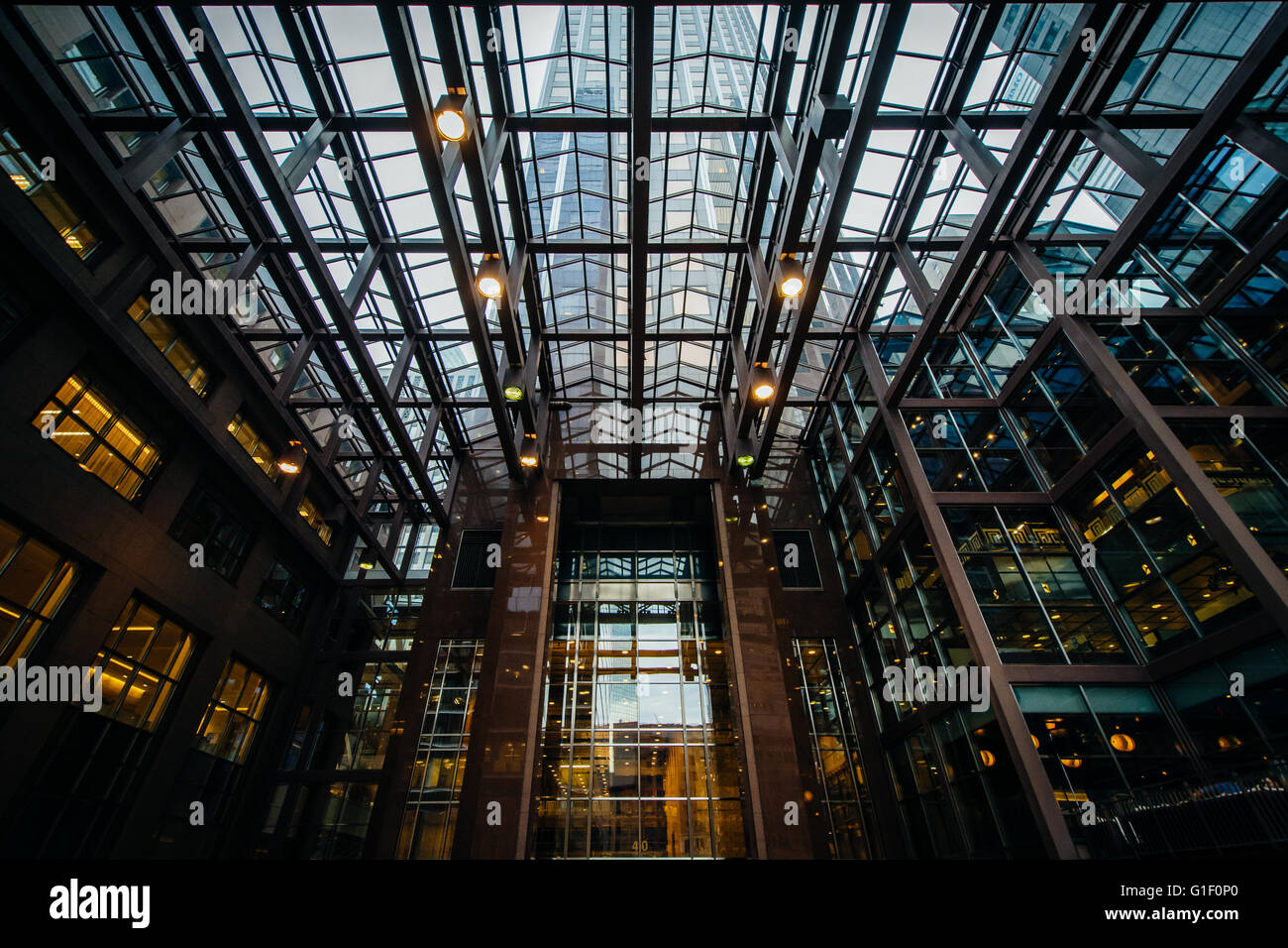 Modernes Interieur im Financial District der Innenstadt von Toronto, Ontario. Stockfoto