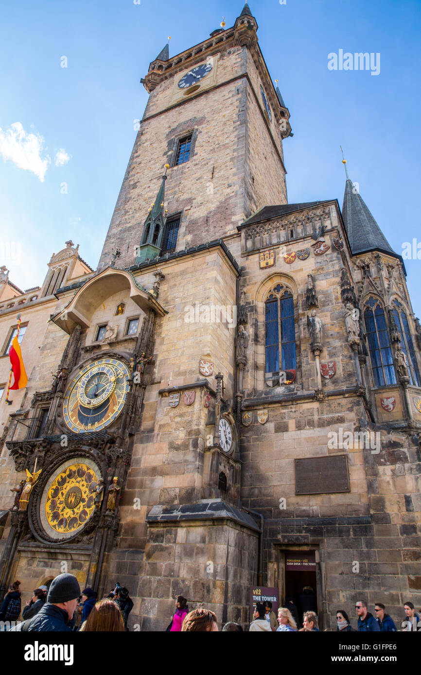 Mittelalterliche astronomische Uhr am Rathaus Orloj in Prag, Tschechische Republik Stockfoto