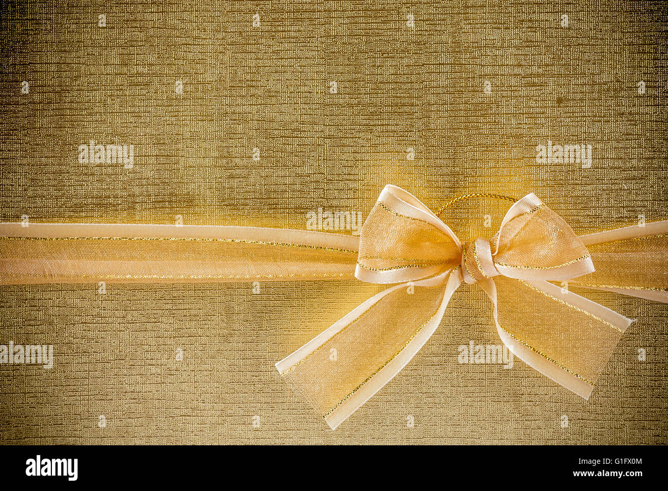 Goldenen Geschenk-Box-Design für den Hintergrund. Stockfoto