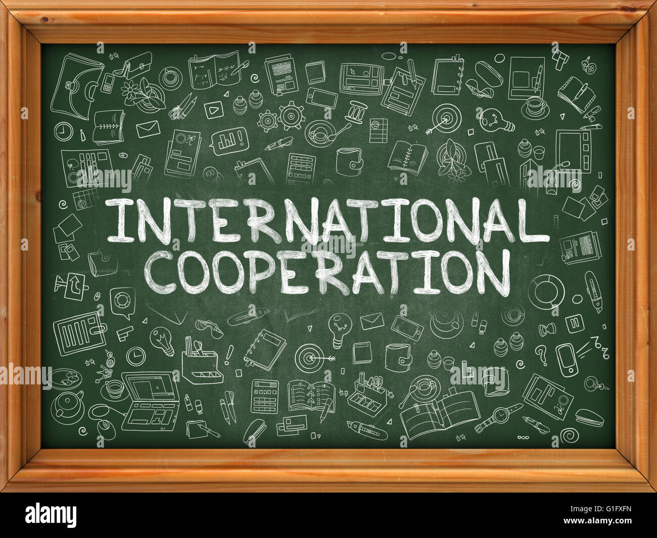 Handgezeichnete internationalen Zusammenarbeit an grüne Tafel. Stockfoto