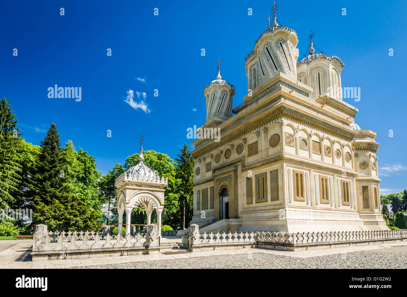 Kloster Curtea de Arges, Rumänien.  Wegen Tlegend der Architekt Meister Manole bekannt. Wahrzeichen in der mittelalterlichen Walachei. Stockfoto