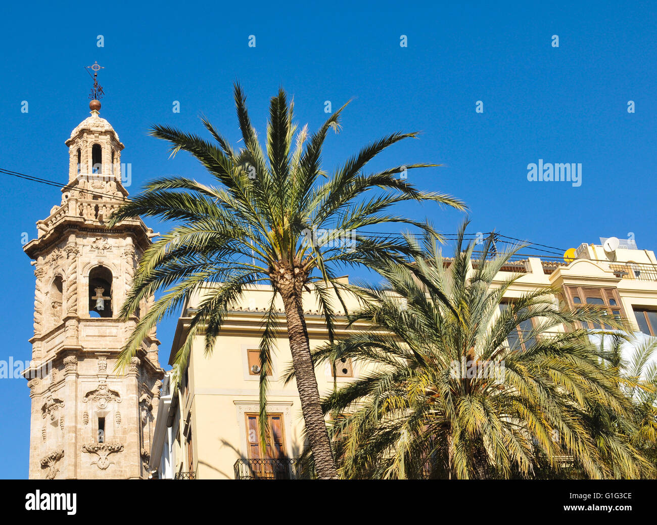 Architektonisches Detail der alten Gebäude in Valencia, Spanien Stockfoto