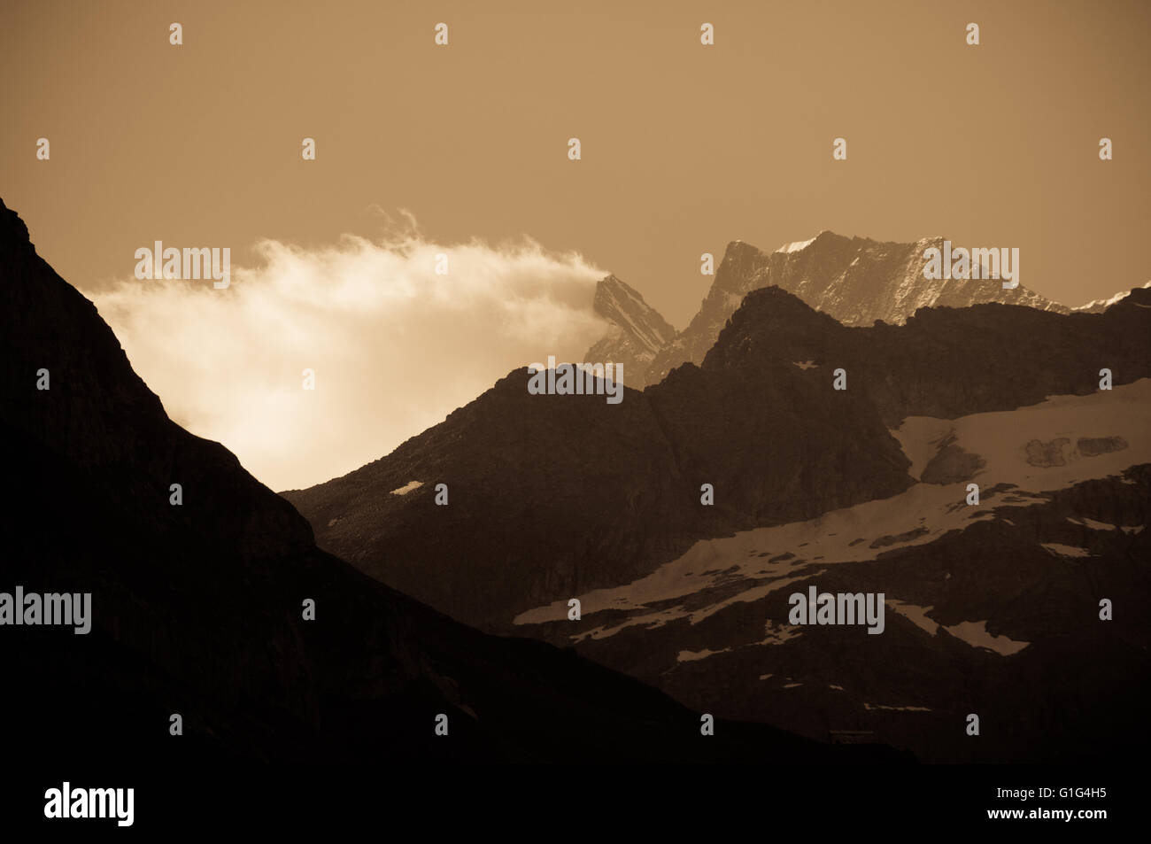 4000 Meter hohen Gipfel in den Schweizer Bergen, Berner Alpen, Berner Oberland, Schweiz Stockfoto