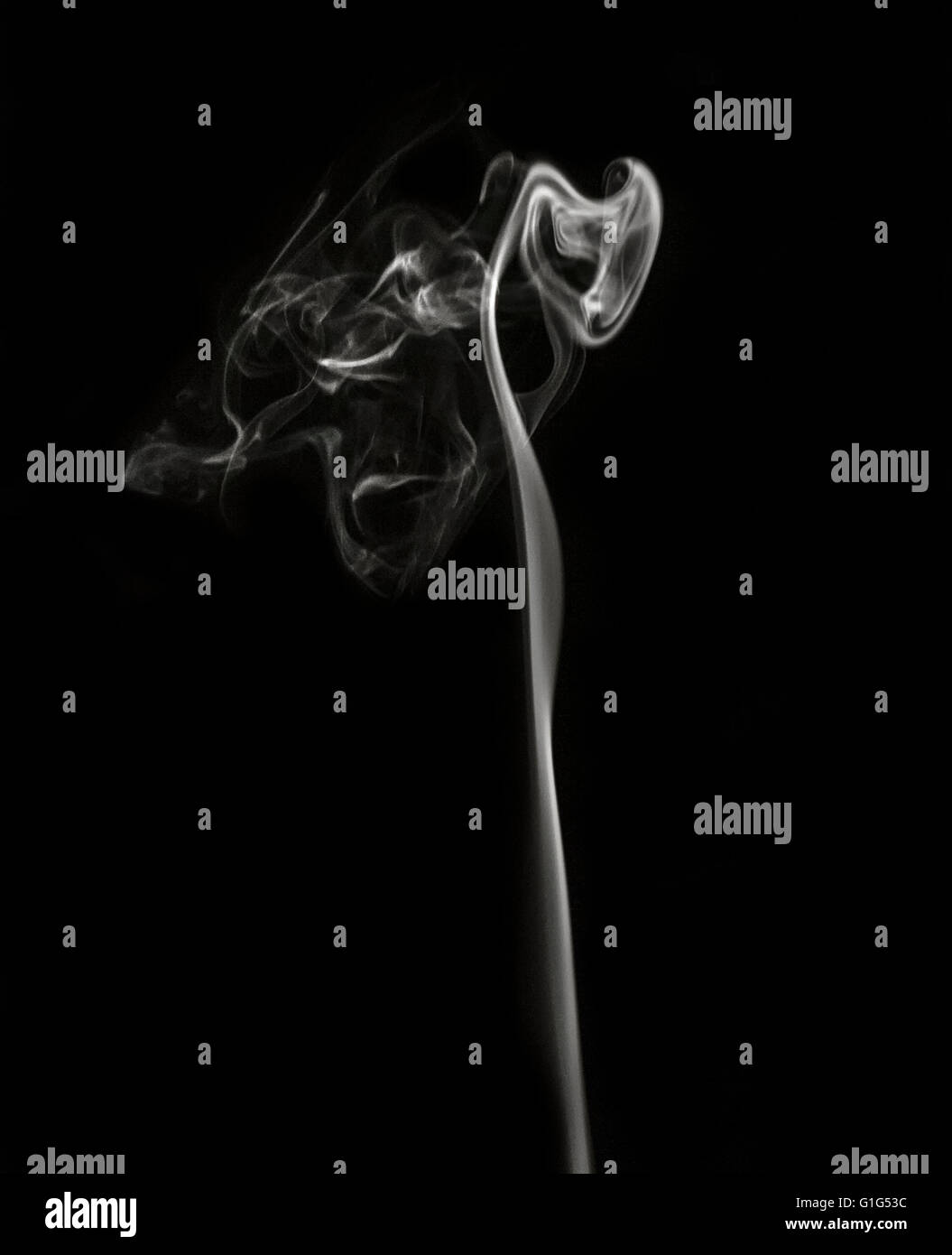 Fotografie in Form eines alien-Kopf zu rauchen Stockfoto
