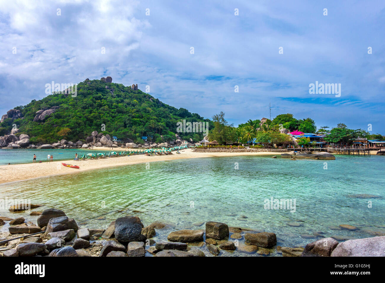 Blick auf die Insel Koh Nang Yuan, auch Nangyuan in Koh Tao Golf von Thailand, Thailand, Asien Stockfoto