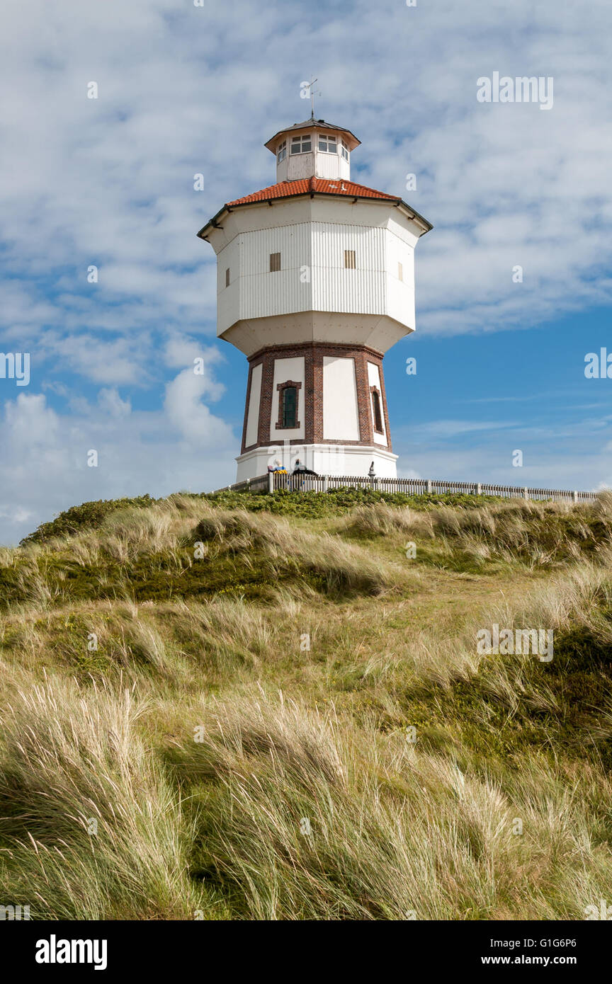 Wasserturm in den Dünen der Ostfriesischen Insel Langeoog, Niedersachsen, Deutschland Stockfoto