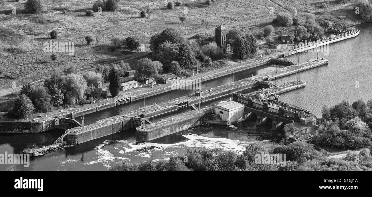Luftbild von Manchester Ship Canal barton Schlösser Stockfoto