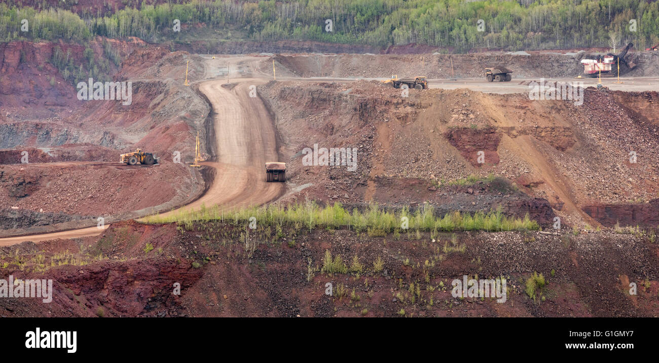 Taconite Strip Eisensteingrube in der Mesabi Range, Minnesota Stockfoto