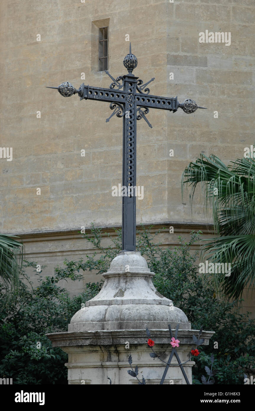 Kreuz, Erlösung neben Kathedrale von malaga Stockfoto