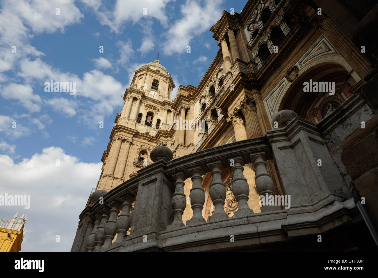 Die Kathedrale der Menschwerdung und das Museum der Kathedrale. Oft als „La Manquita“ bezeichnet, was „einarmige Dame“ bedeutet, Malaga, Costa Stockfoto