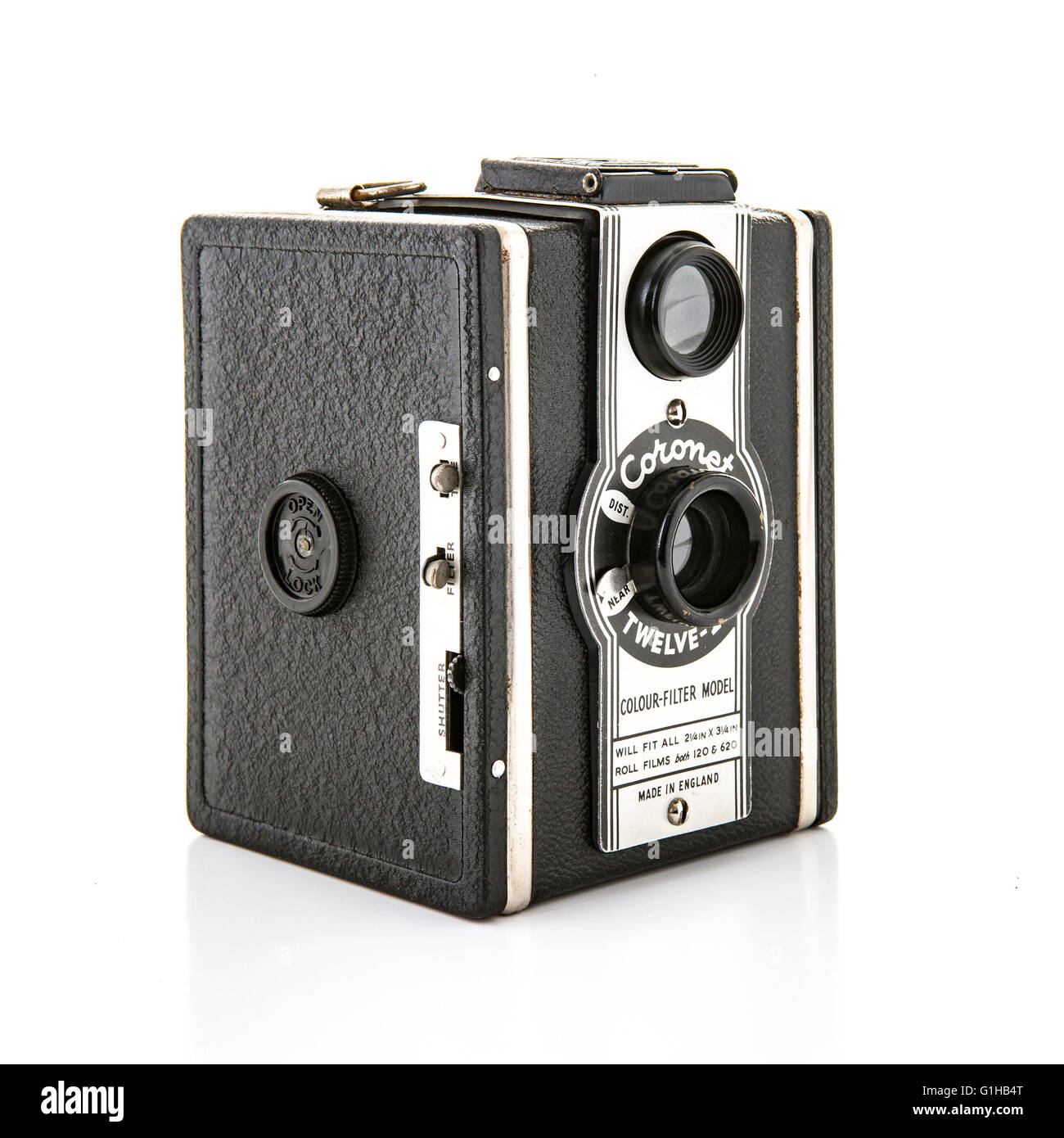 Coronet's 12-20-Box-Kamera aus dem Jahr 1950 auf weißem Hintergrund Stockfoto