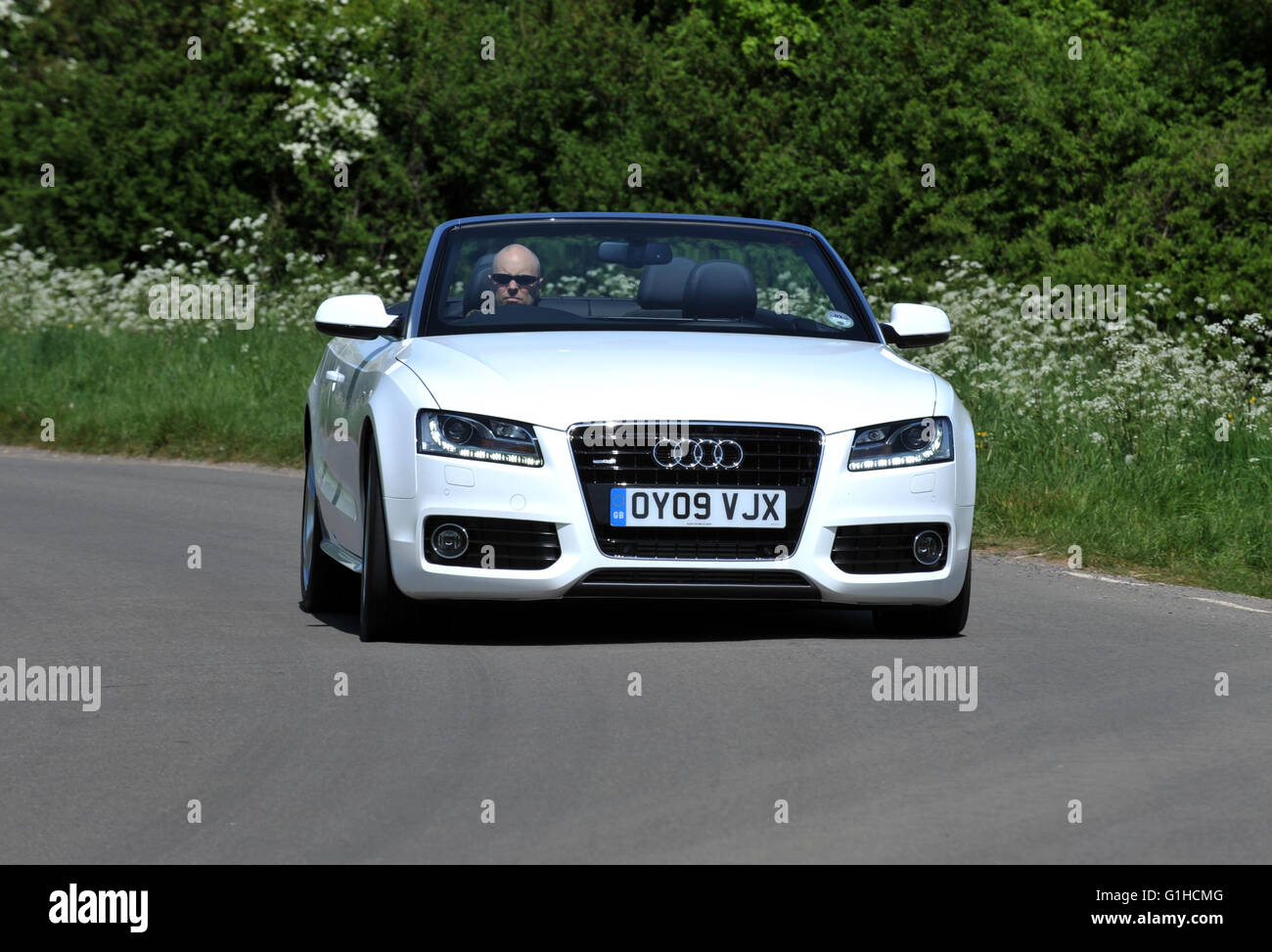 2009 Audi A5 Cabrio V6 TDi Diesel fahren Stockfoto
